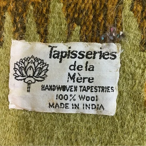 Wall Tapestry Field With Flowers Limited Edition Woolen La Mère Made In India - Picture 11 of 11